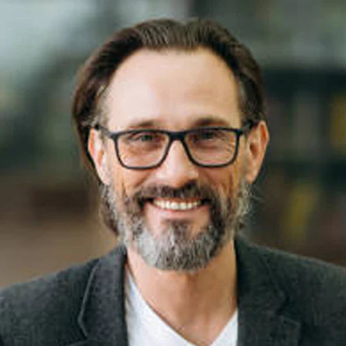 dr Tomasz Bernstein